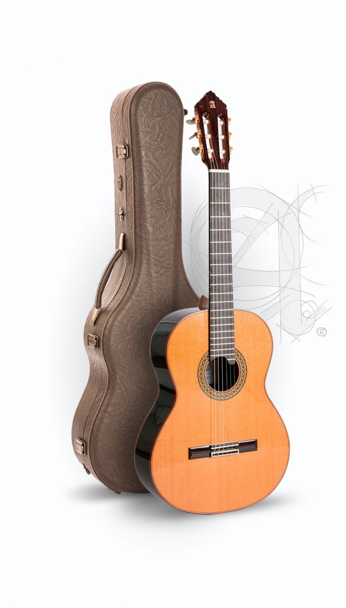 Guitarra Clássica Alhambra Premier Pro Madagascar