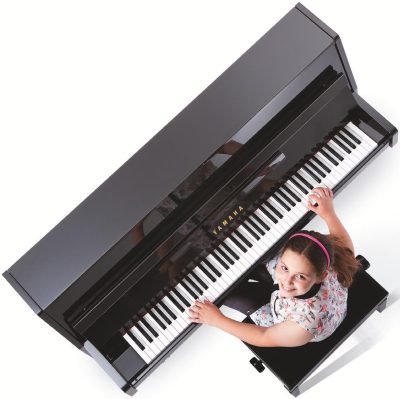 foto-menina-ao-piano
